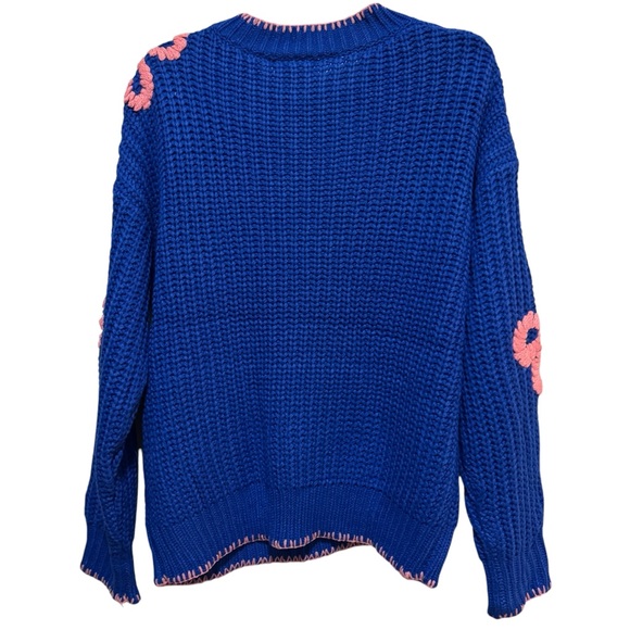 Listicle - Royal Blue Knit sweater with Coral knit Flowers - NWT - size M - Picture 6 of 10